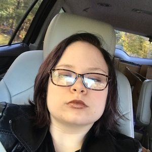 Meet your Posher, Joyce